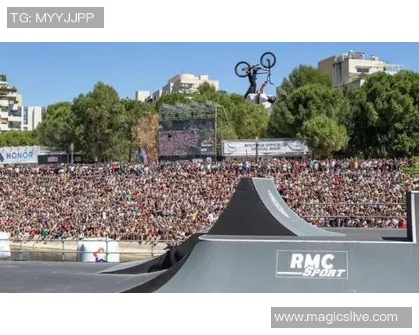 极限运动热议:深圳极限运动队的灵活性争议 极限运动热议:深圳极限运动队的灵活性争议